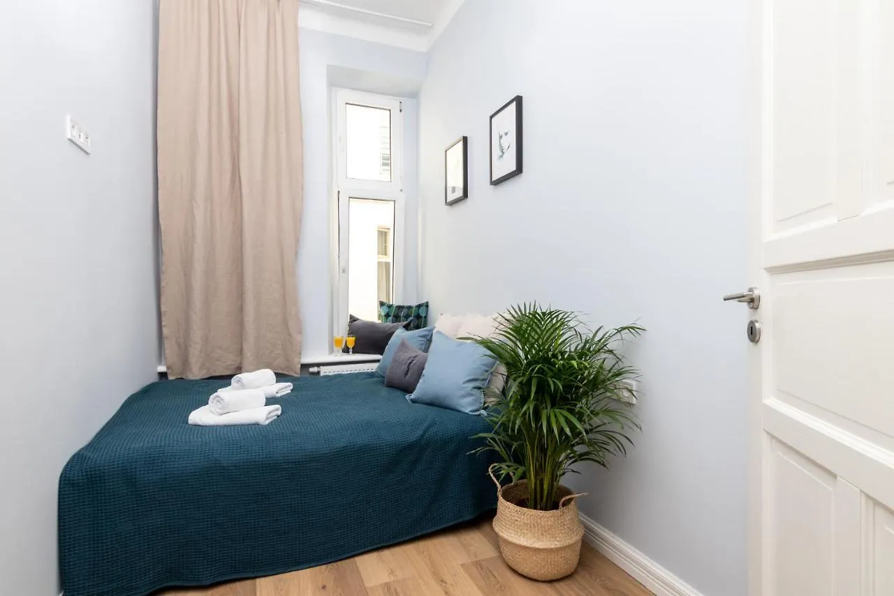 Barbacan Suites - Old Town Apartments - By Upstairs Kraków