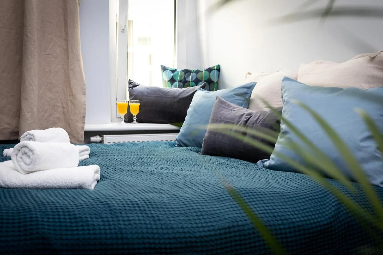 Barbacan Suites - Old Town Apartments - By Upstairs Kraków 0*,