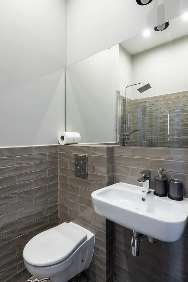 Barbacan Suites - Old Town Apartments - By Upstairs Kraków